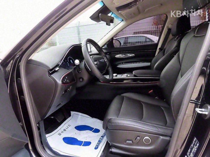 Genesis GV70 Diesel 2.2 2WD 6