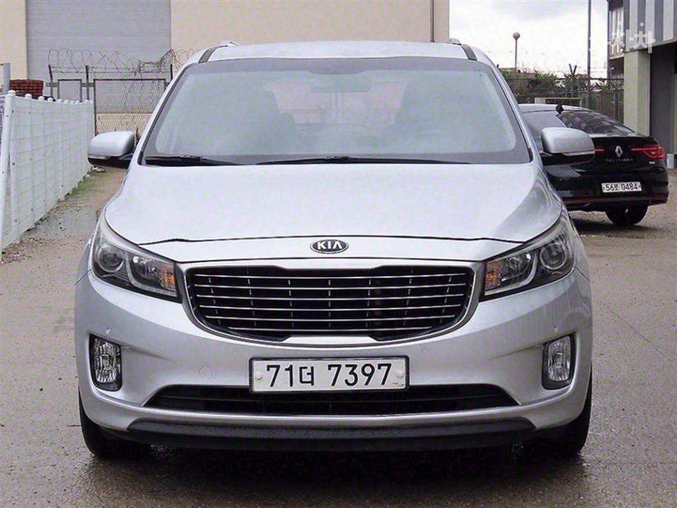 2016 kia carnival