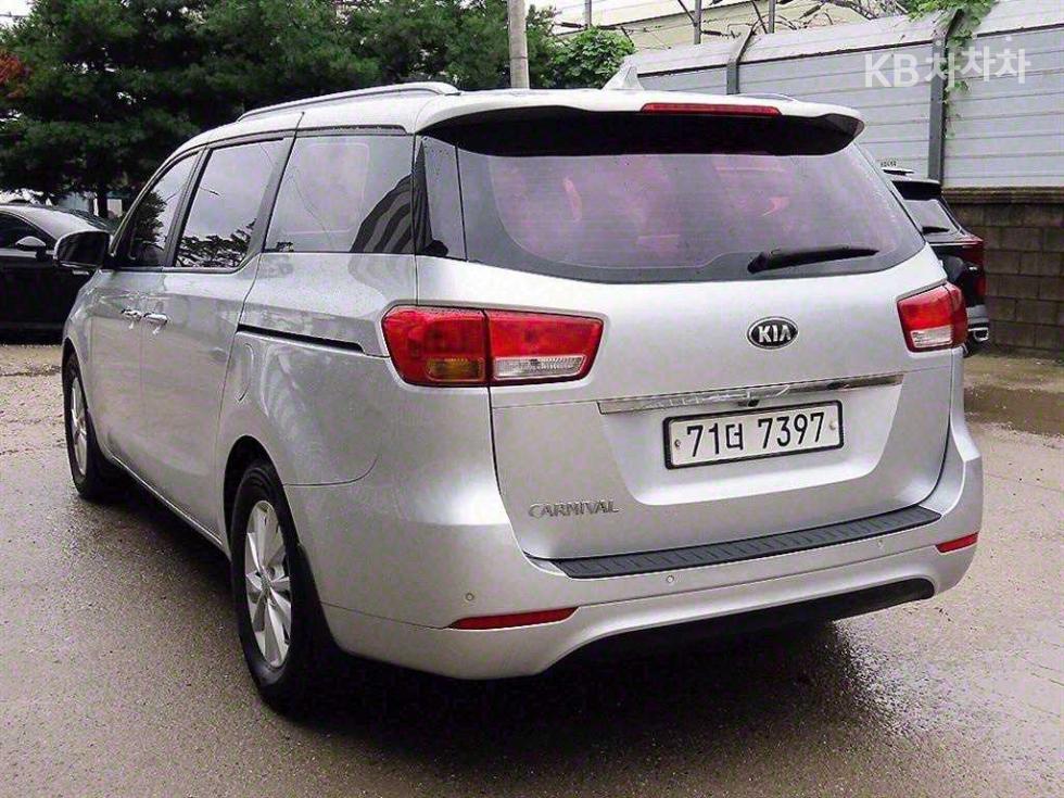 2016 - kia carnival