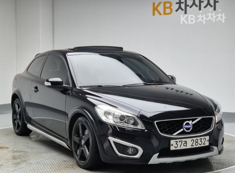 2011 - volvo c30