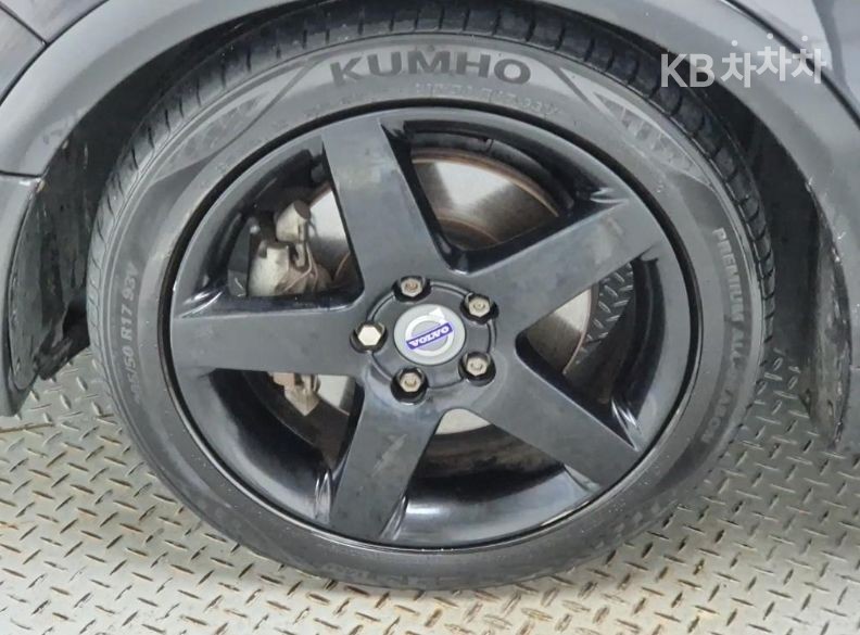 2011 - volvo c30