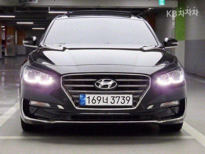 Hyundai Grandeur 렌터카 3.0 LPi 익스클루시브 — foto 1