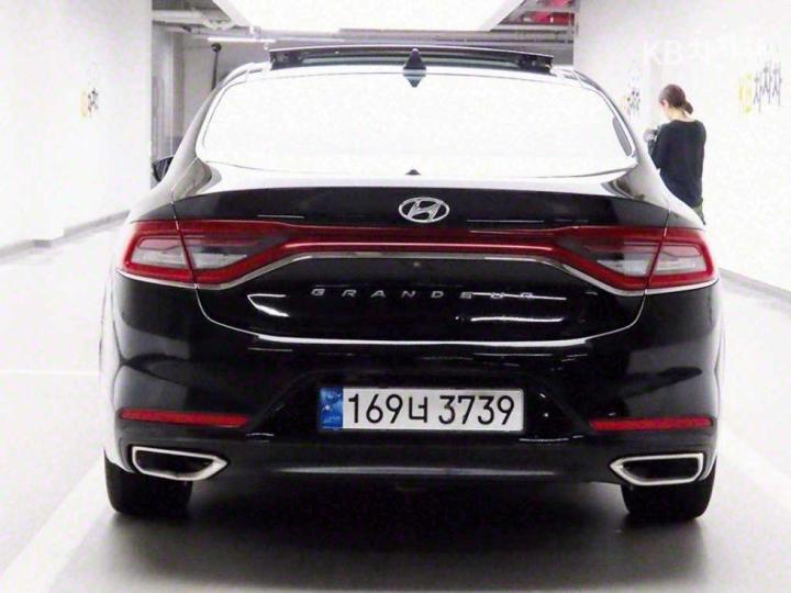 Hyundai Grandeur — miniaturë 2