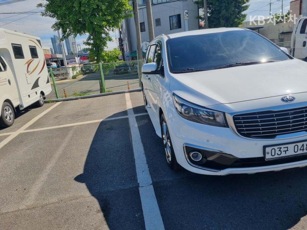 2016 - kia carnival