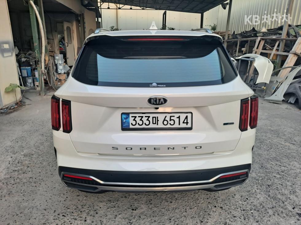 2021 - kia sorento