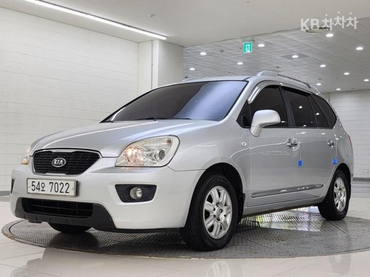 Kia Carens New 2.0 LPI GX Top Model 3