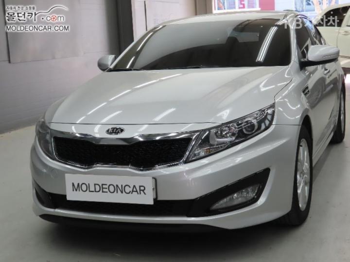 Kia K5 Gasoline 2.0 Luxury 2