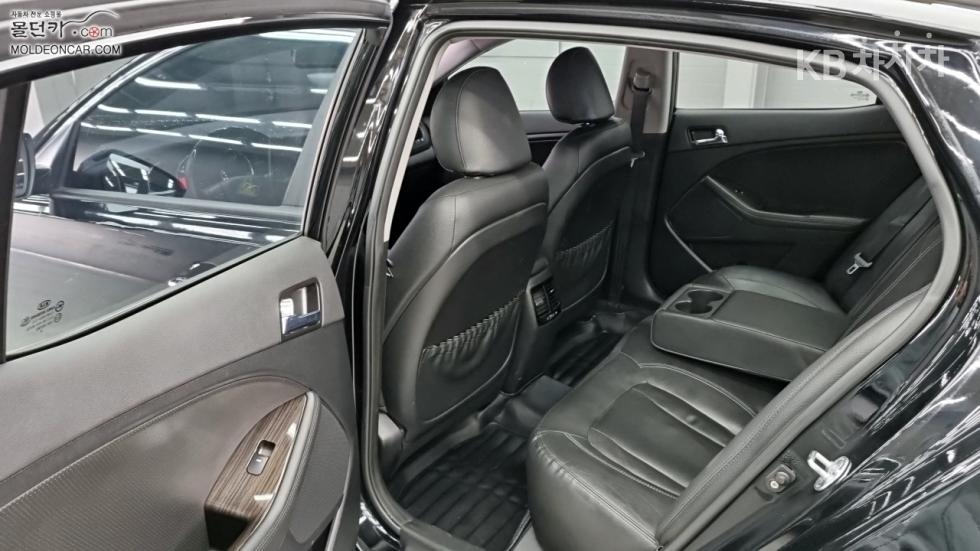 2011 - kia k5