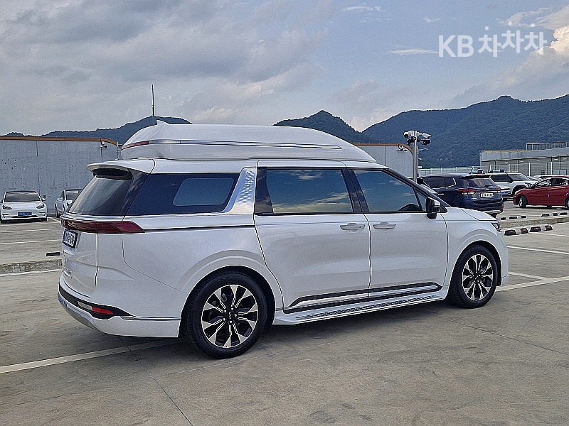 2021 - kia carnival