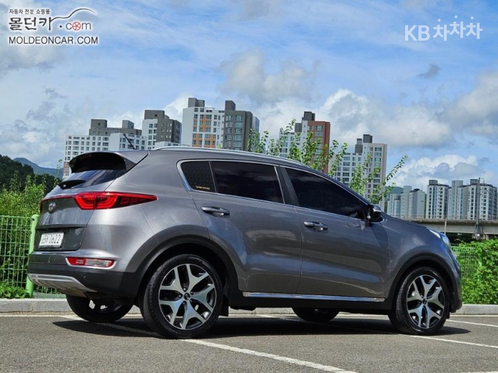 2016 - kia sportage
