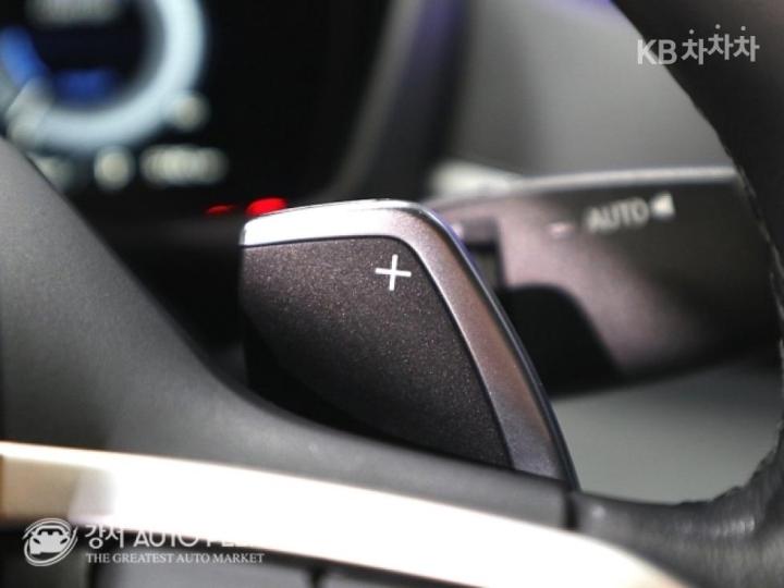 BMW i8 1.5 Roadster Basic - фото 7