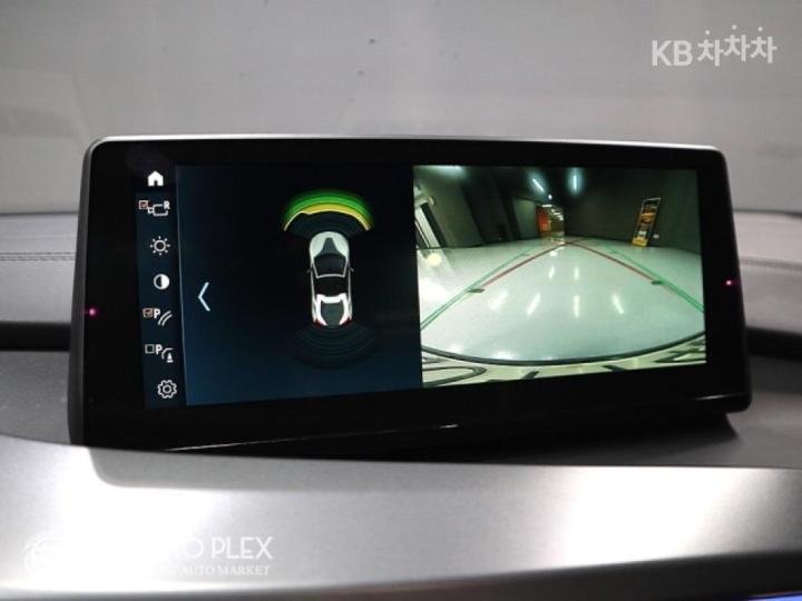 BMW i8 1.5 Roadster Basic - фото 10