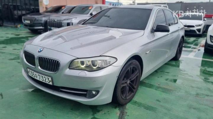 BMW 5 Series New 528i F10 2010-2016