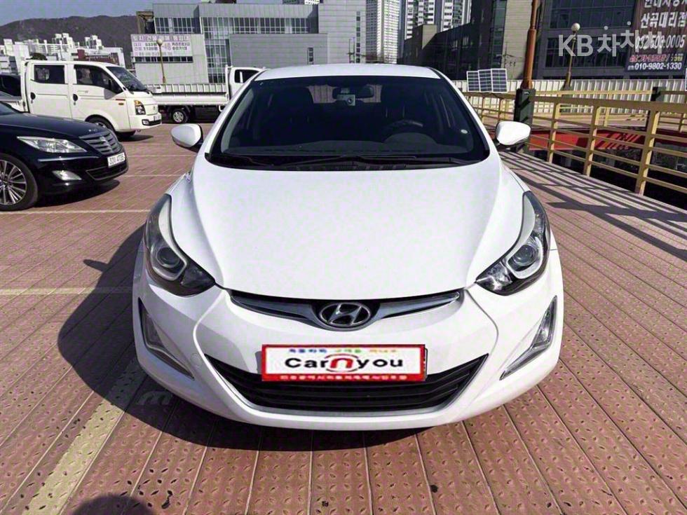 Hyundai Avante — miniaturë 3
