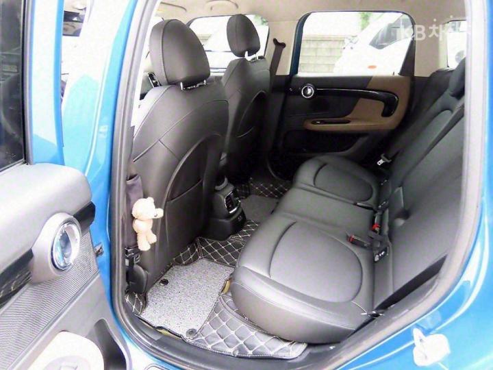 Mini Countryman F60 1.5 Cooper HighTrim 7