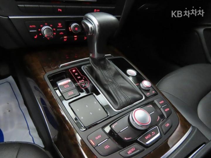 Audi A6 NEW 2.0 TFSI Quattro Dynamic C7 13 year ~ 10