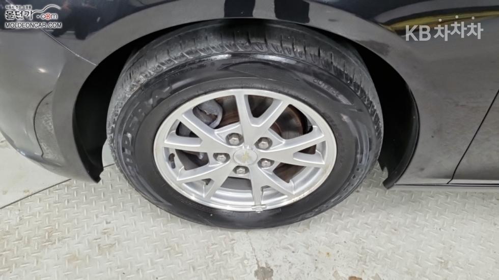 Chevrolet Malibu — miniaturë 6