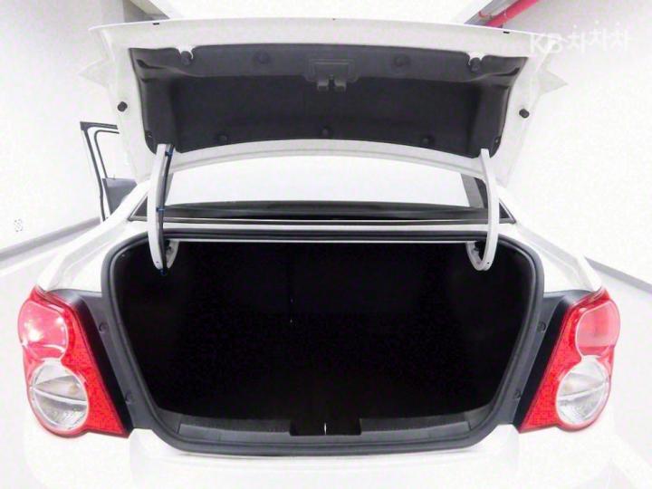 Chevrolet Aveo L Regular 6