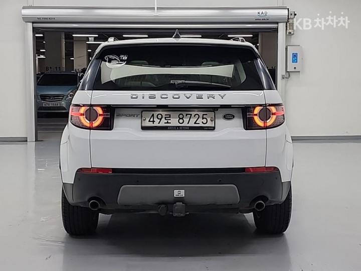 Land Rover Discovery Sport 2.0 TD4 SE 4