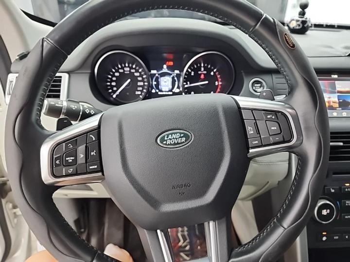 Land Rover Discovery Sport 2.0 TD4 SE 10