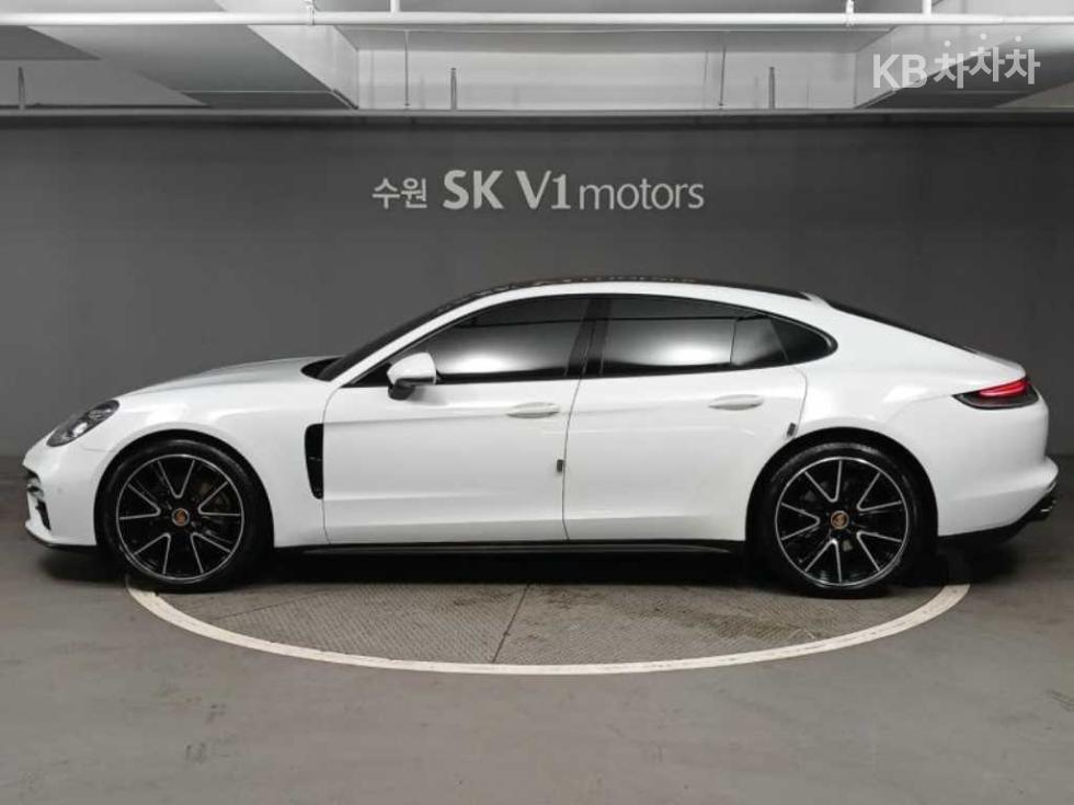 Porsche Panamera — miniaturë 3