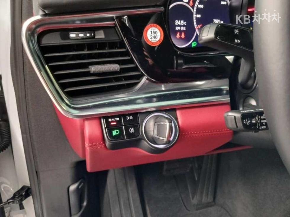 Porsche Panamera — miniaturë 12