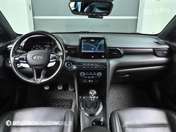 Hyundai Veloster N 2.0 T-GDi 8