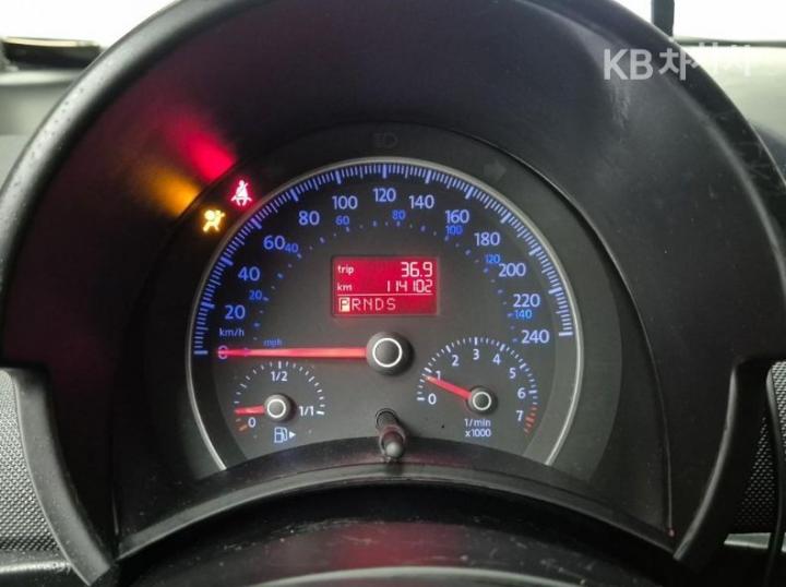 Volkswagen Beetle New DELUXE 2.0 7