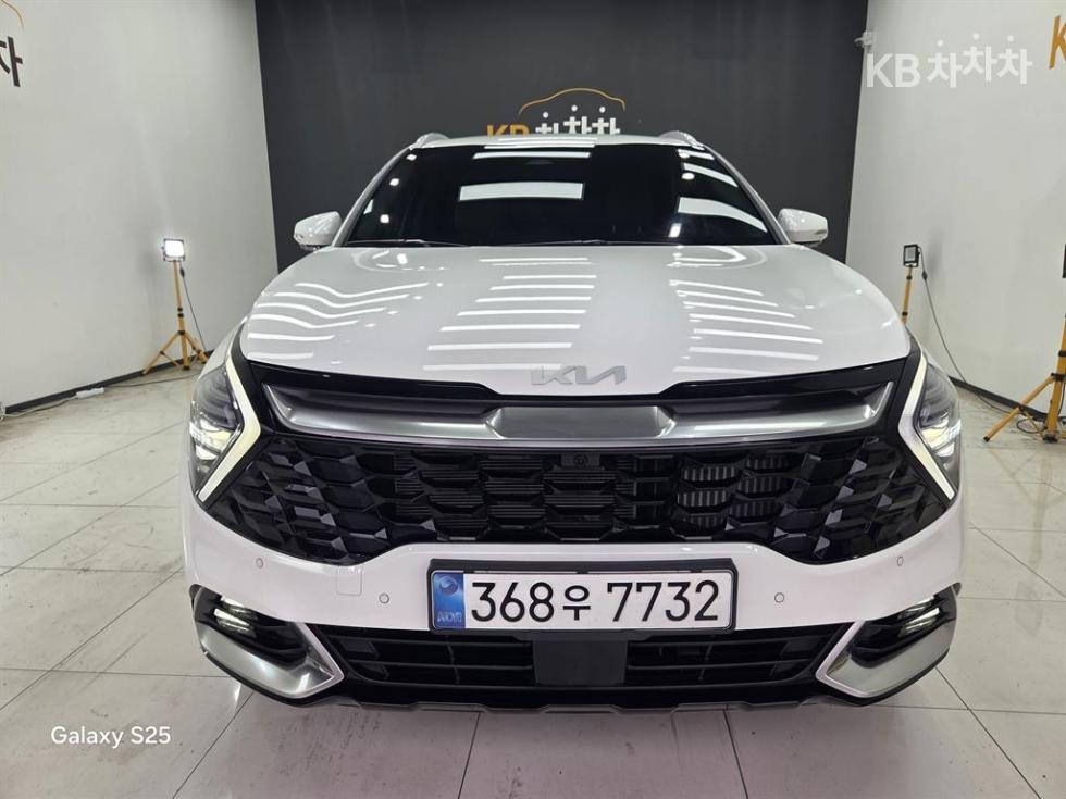 2023 - kia sportage