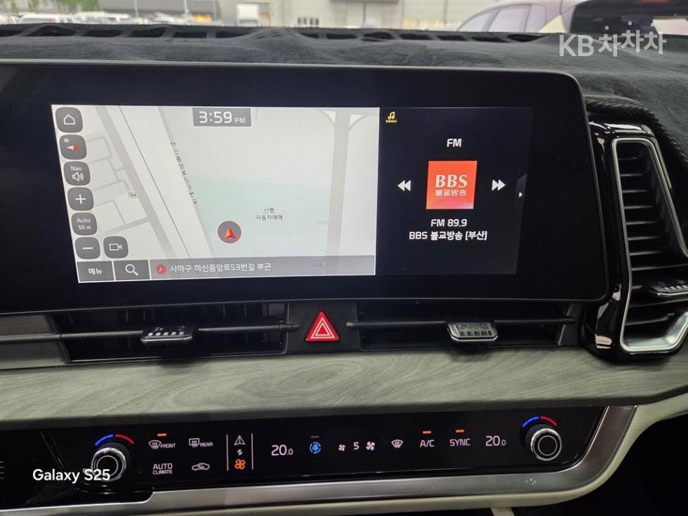 2023 - kia sportage