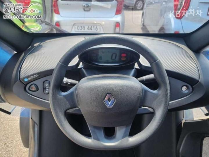 Renault Twizy EV Intense 8