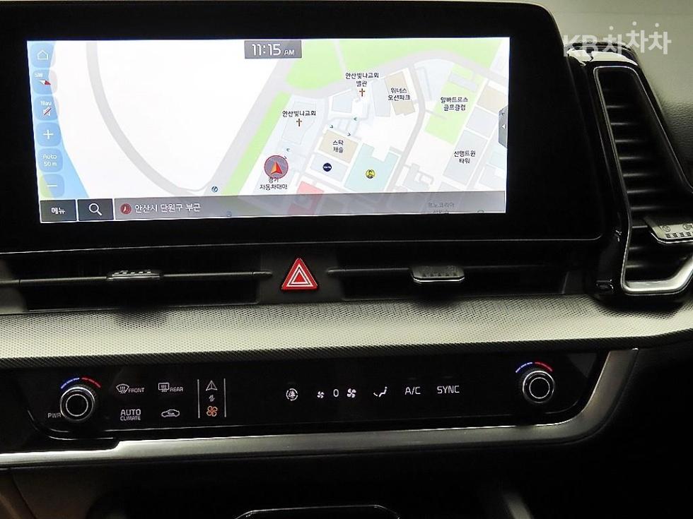 2022 - kia sportage