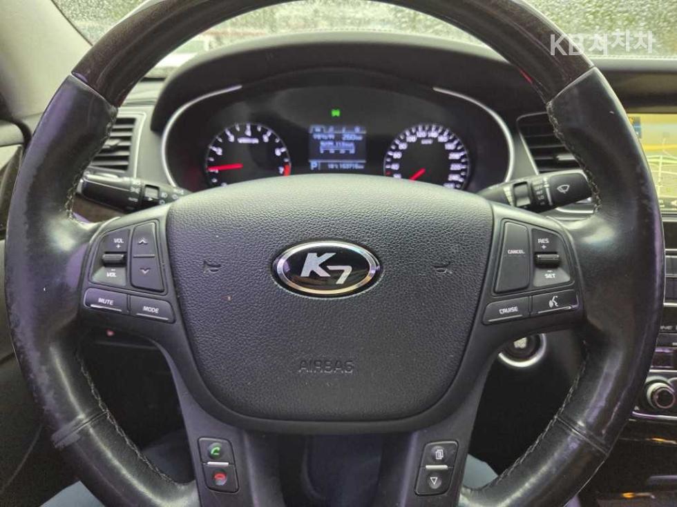 2013 - kia k7