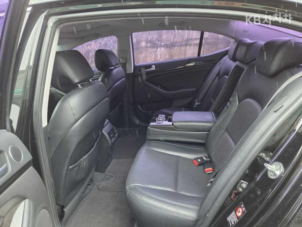 2013 - kia k7