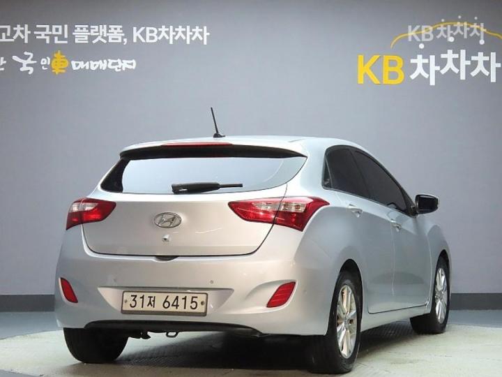 Hyundai i30 New 1.6 VGT Unique 3