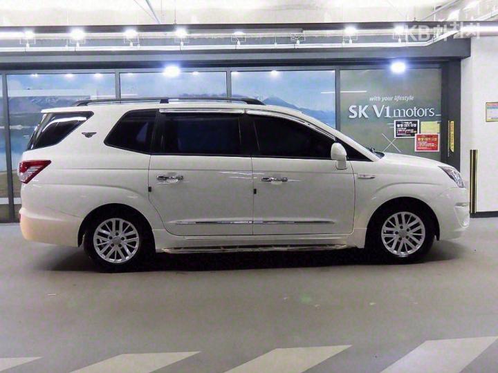 KG Mobility (Ssangyong) Korando Turismo 4WD GT 4