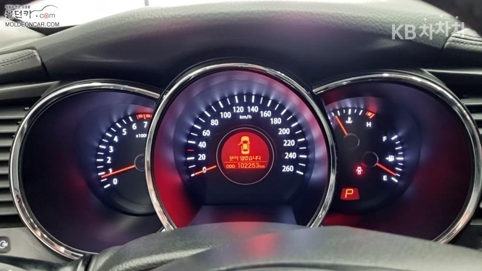 2011 - kia k5