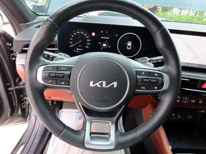 Kia K5 2.0 Gasoline Signature 9