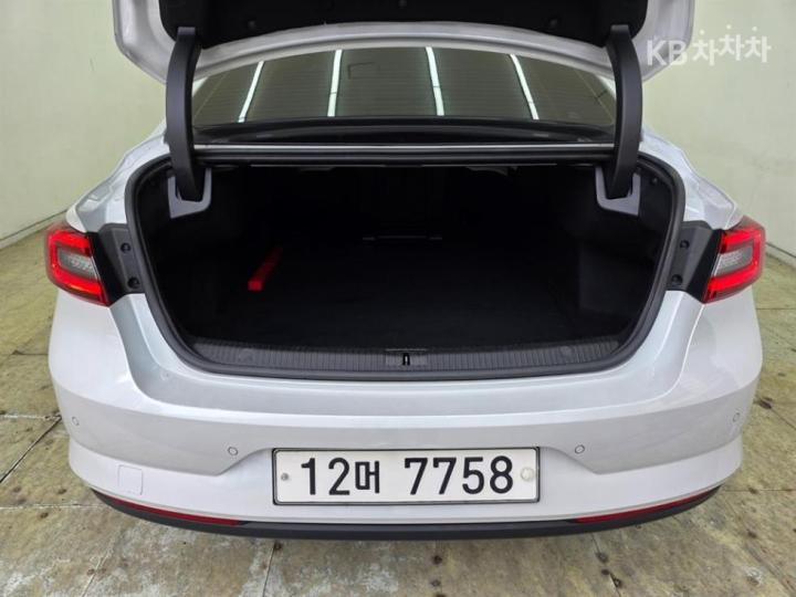 Renault SM6 2.0 GDe RE 8