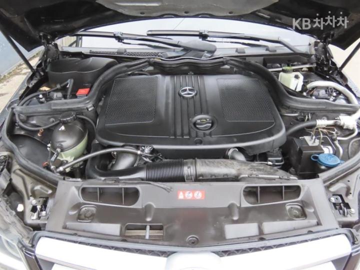 Mercedes-Benz C-Class New C220 CDI Coupe 7