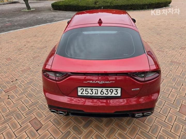 Kia Stinger 2.0 Turbo 4WD Prime 9
