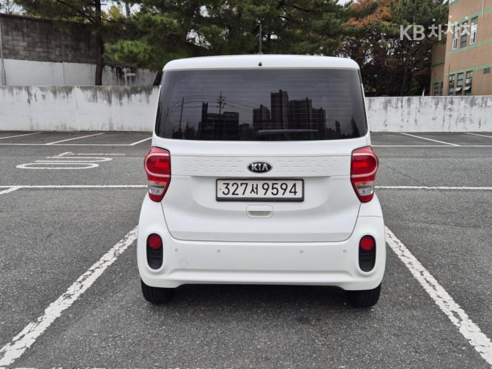 2021 - kia ray