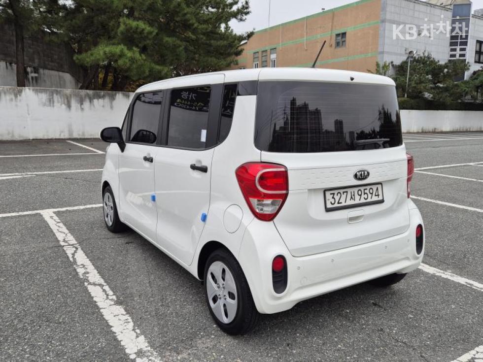2021 - kia ray