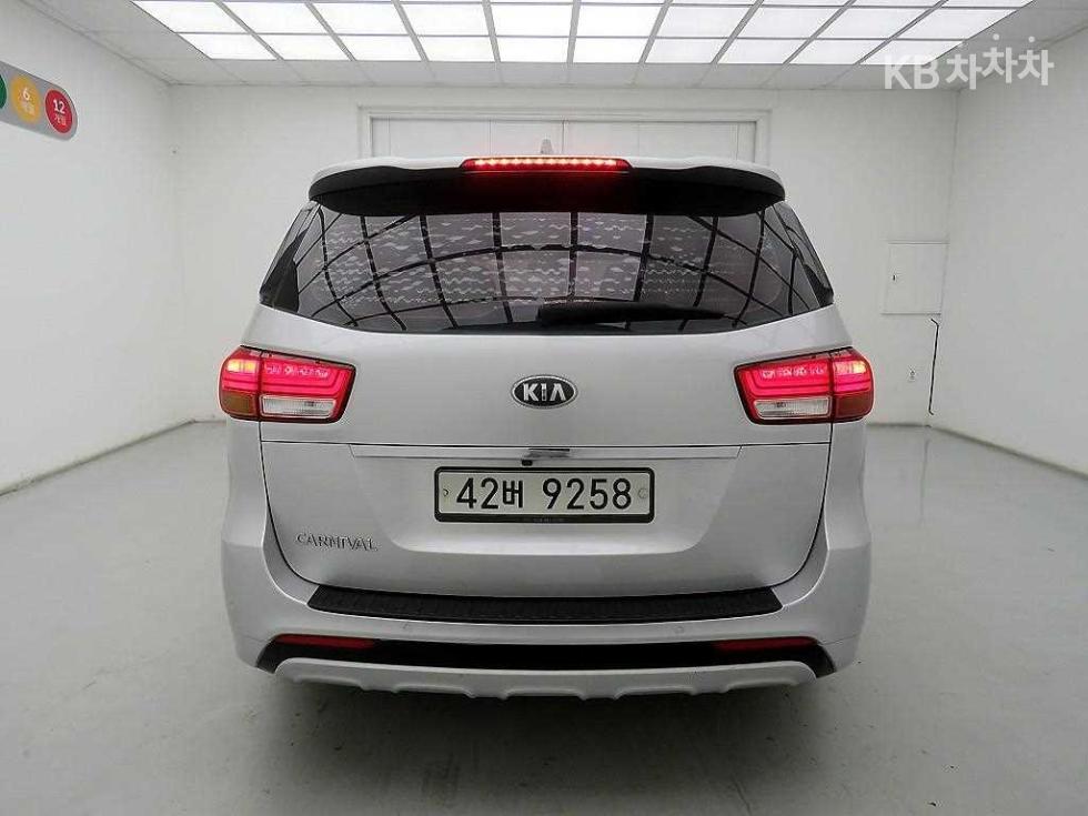 2015 - kia carnival