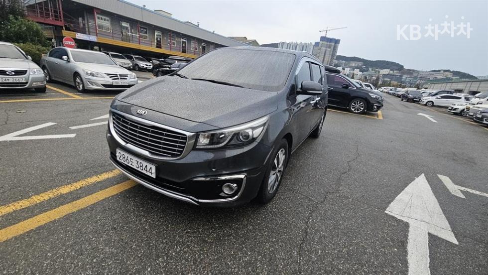 2016 - kia carnival