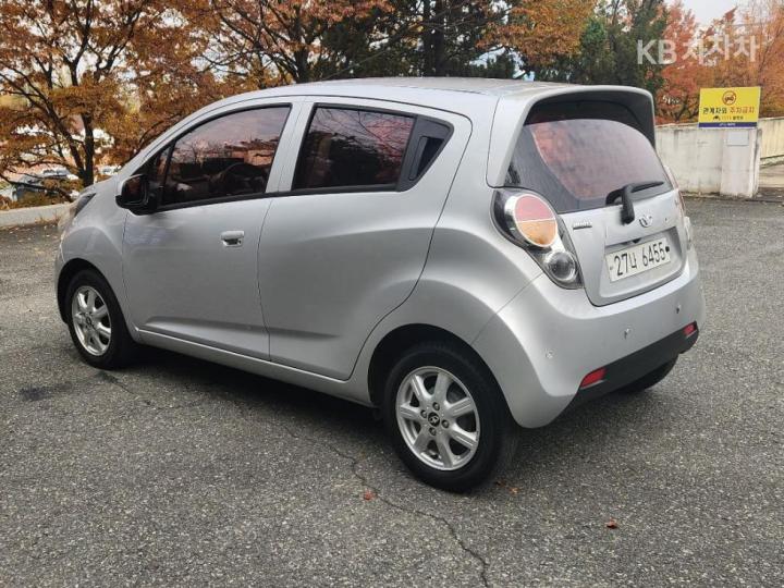 Chevrolet Matiz CREATIVE GROOVE Star 4