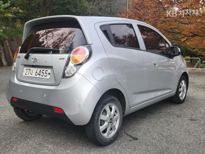Chevrolet Matiz CREATIVE GROOVE Star 6