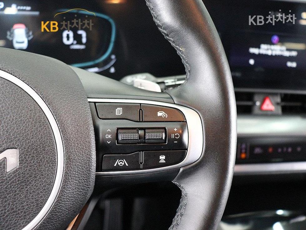 2023 - kia sportage