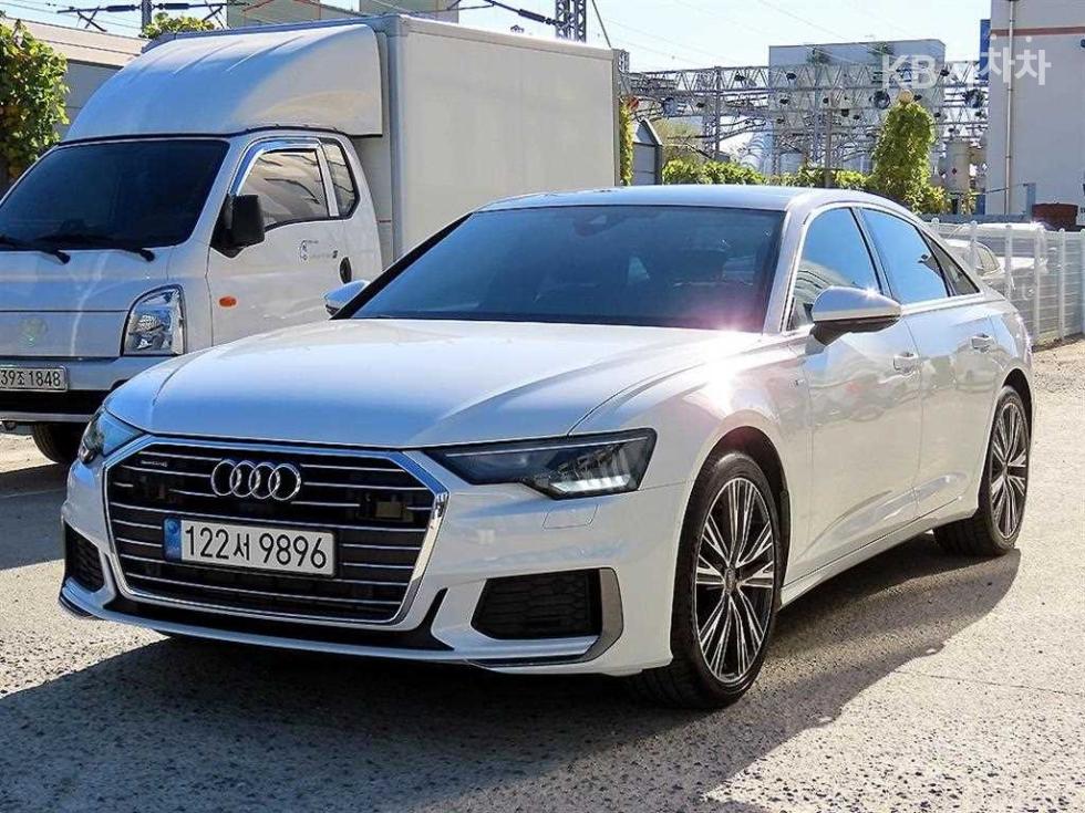 Audi A6(C8) 45 TFSI Quattro Premium - фото 1