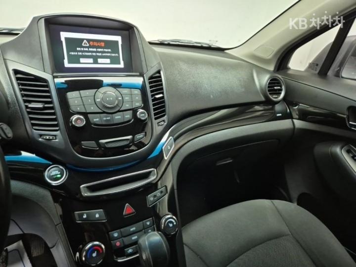 Chevrolet Orlando LTZ Premium 10